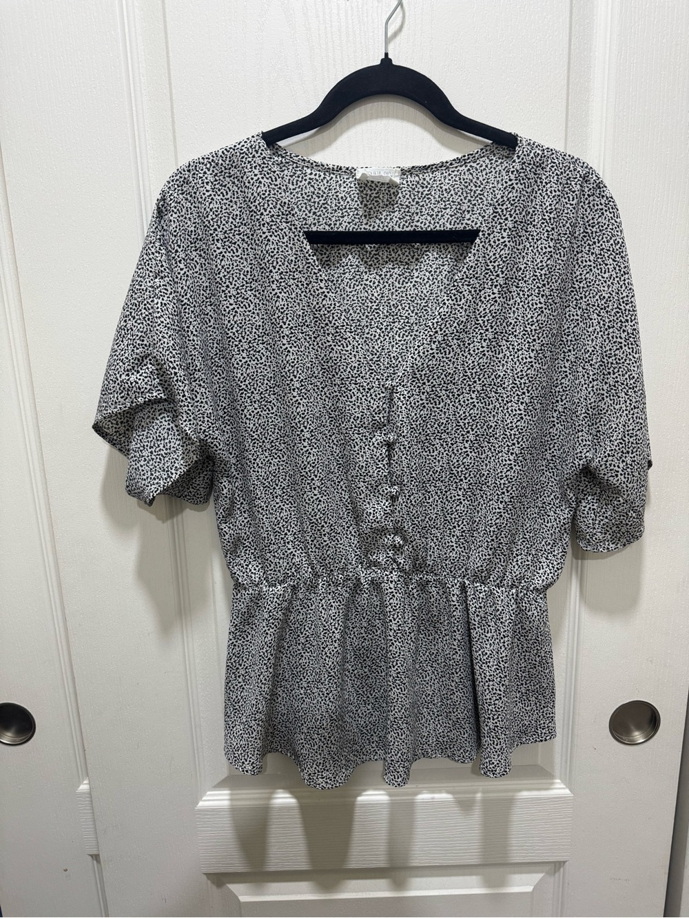 Sienna Sky Black White Micro Print Peplum Blouse Size L
